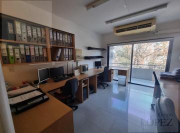 Oficina comercial · 95m² · 5 Ambientes · 1 Cochera · Alquiler Oficina en San Isidro de 5 Amb con Balcón y Cochera.