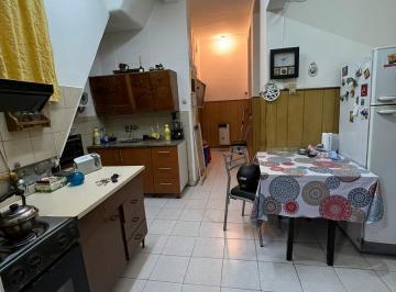 Casa · 55m² · 4 Ambientes · Casa - Luis Agote