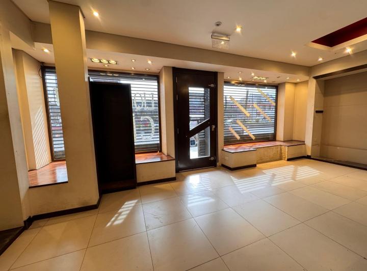 Local comercial · 85m²