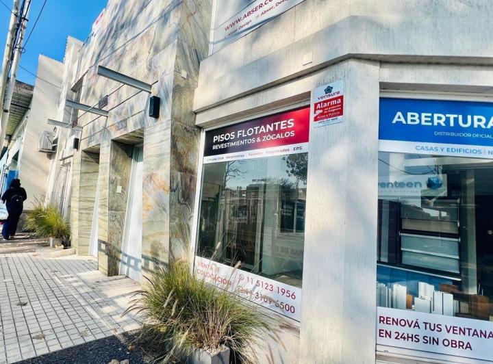 Local comercial · 111m² · 1 Ambiente