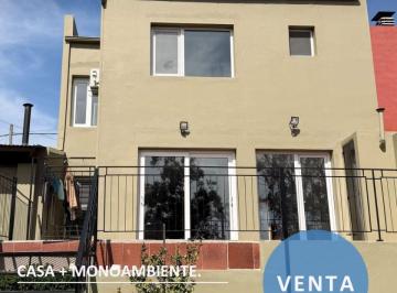 Casa de 3 ambientes, Tandil · Casa a La Venta de 2 Dorm. + Monoambiente | Quinquela Martín 100.