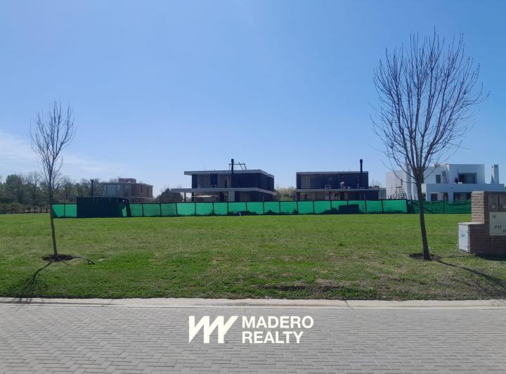 Terreno · 598m²