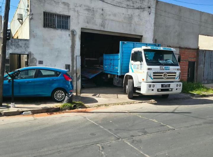 Bodega-Galpón · 200m²