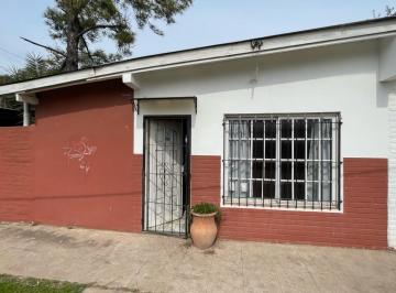 PH · 50m² · 2 Ambientes · PH en Mariano Acosta