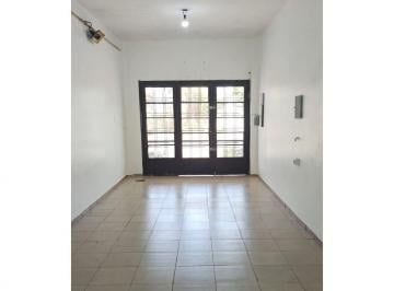 Local comercial · 30m² · Alquiler Local Comercial en Av Presidente Perón