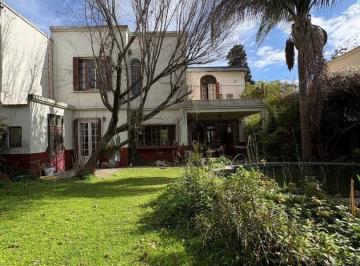 Casa · 210m² · 5 Ambientes · 2 Cocheras · Casa en Venta en Barrio Haras de Alvear, Lomas de San Isidro