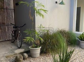 Casa · 150m² · 4 Ambientes · 3 Cocheras · Casa en Venta en La Comarca, General Pacheco, Tigre