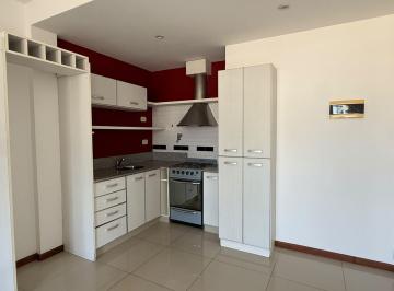 PH · 40m² · 2 Ambientes · Alquiler PH 2 Amb con 2balcones y Terraza - V. Dvto