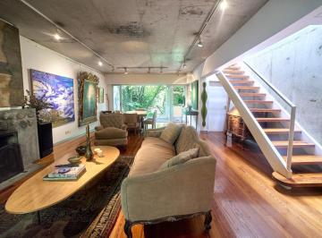 Casa · 296m² · 4 Ambientes · 2 Cocheras · Casa en Alquiler en Vicente Lopez, Calle Malaver 900