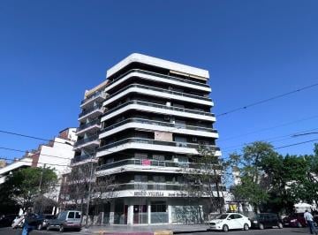 Departamento · 51m² · 3 Ambientes · Departamento en Alquiler | 2 Dorm. | General Paz | Moderno | Balcon | Radiadores