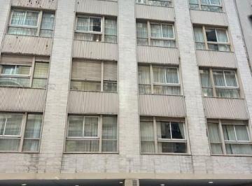 Departamento · 51m² · 2 Ambientes · Departamento en Venta en Retiro, Capital Federal, Buenos Aires