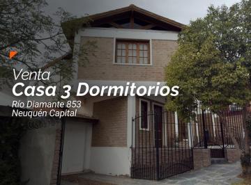 Casa · 145m² · 5 Ambientes · 1 Cochera · Venta - Casa 3 Dorm. - Río Diamante 853 - Neuquén Capital
