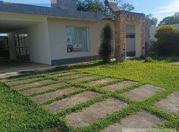 Casa · 145m² · 4 Ambientes · 1 Cochera · Casa en San Pablo