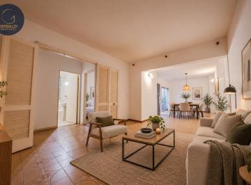 Departamento · 90m² · 3 Ambientes · Alquiler 3 Ambientes con Gran Patio en Av del Libertador y Pampa