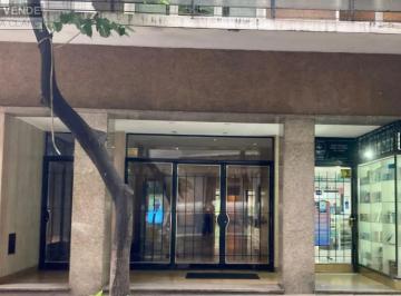 Oficina comercial · 60m² · 3 Ambientes · 1 Cochera · Consultorio / Oficina en Pb en Recoleta – 3 Ambientes con Cochera y Baulera – Apto Profesional