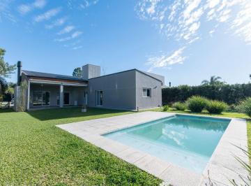 Casa · 176m² · 4 Ambientes · 2 Cocheras · Casa en Venta 3 Dorm. Aires del Llano