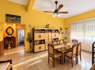 PH · 170m² · 3 Ambientes · PH 3 Amb Al Frente + Vivienda Posterior 3 Amb - Sin Expensas