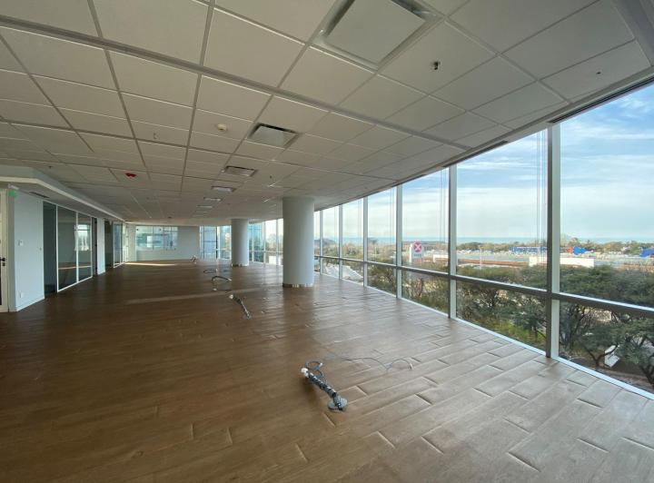 Oficina comercial · 557m² · 9 Cocheras