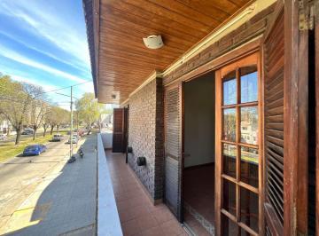 PH · 75m² · 4 Ambientes · 1 Cochera · Semipiso en Venta La Plata 2 Dorm.