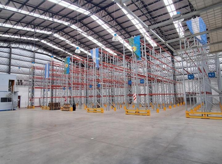 Depósito · 1320m²