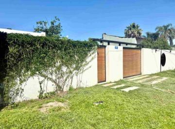 Casa · 80m² · 3 Ambientes · 1 Cochera · Casa Venta Paso del Rey 3amb Parrilla Parque Nueva
