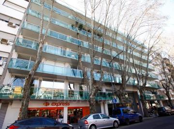 Garage · 12m² · 1 Cochera · Cochera Fija en Zona Estratégica –belgrano