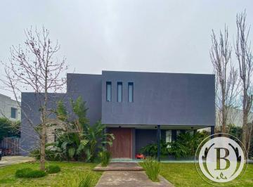 Casa de 5 ambientes, Escobar · Bustamante Prop El Canton Norte 12652 Alquiler Verano Enero Escobar