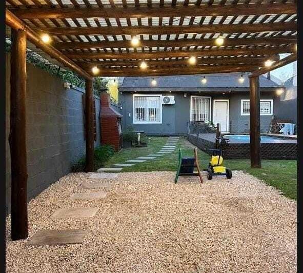 Casa · 120m² · 4 Ambientes · 1 Cochera