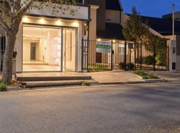 Casa de 5 ambientes, Neuquén · Casa + Local Comercial - Barrio Santa Genoveva
