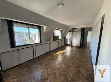 Oficina comercial · 100m² · 6 Ambientes · Oficina 6 Ambientes y Doble Ingreso en Alquiler - Barrio Norte