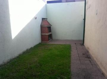 Departamento de 3 ambientes, Córdoba · Alquilo Departamento de 2 Dorm. con Cochera en Barrio Juniors, Planta Baja