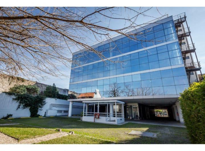 Oficina comercial · 1031m² · 1 Ambiente · 19 Cocheras