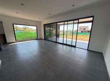Casa · 143m² · 4 Ambientes · 2 Cocheras · Casa en Venta en Santa Sofía, Pilar del Este, Pilar