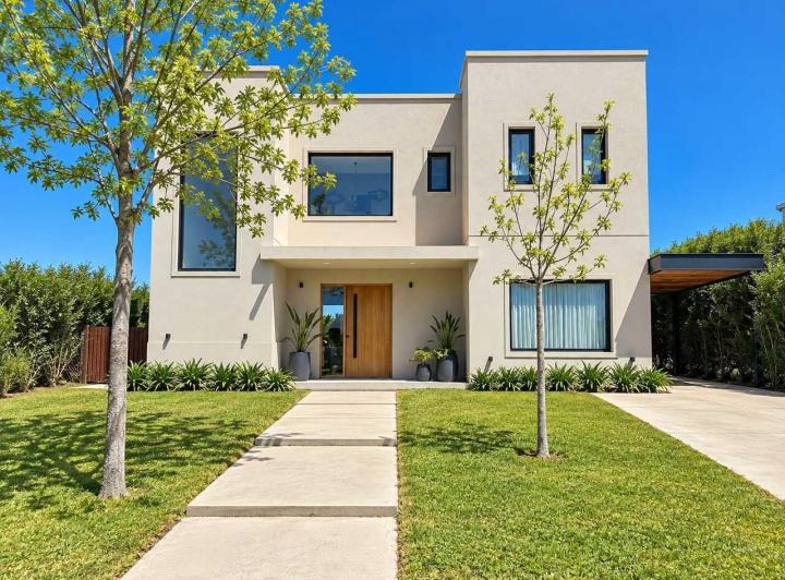 Casa · 200m² · 5 Ambientes · 1 Cochera