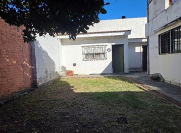 PH · 46m² · 3 Ambientes · Venta Haedo PH 3 Ambientes Parque