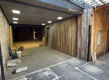 Bodega-Galpón · 210m² · Alquiler Galpon 210 m - Barrio Observatorio