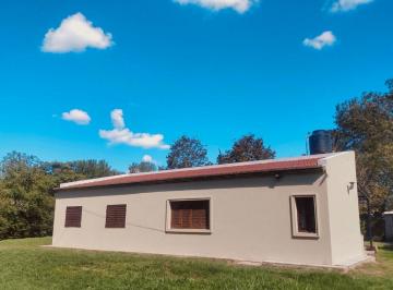 Quinta vacacional · 110m² · 2 Dormitorios · 1 Cochera · Venta Casa Quinta San Nicolas Amplio Parque Pileta