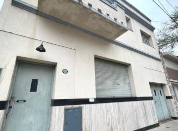 PH · 101m² · 4 Ambientes · 1 Cochera · P. H 4 Ambientes 2 Baños Garage 6.2 X 2.5.patio 8x3 T/ 132 m²