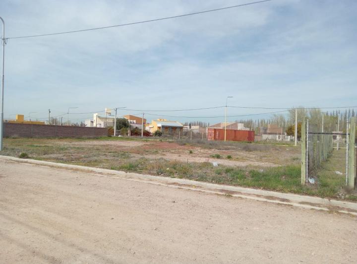 Terreno · 375m²