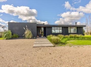 Casa · 420m² · 5 Ambientes · 3 Cocheras · Venta Casa Haras El Malacate Exaltacion de La Cruz