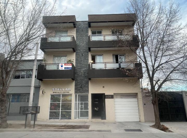 Departamento · 50m² · 3 Ambientes · 1 Cochera