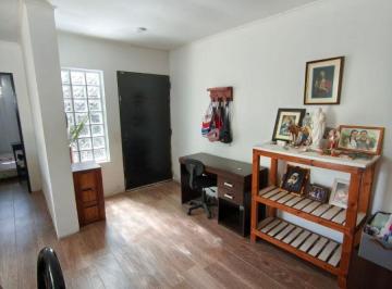 Casa de 2 ambientes, La Plata · Casa 1 Dormitorio en Venta - El Rincon, La Plata
