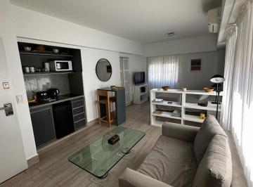 Departamento de 1 ambiente, Recoleta · Azcuénaga y Vicente López. Estudio Amoblado