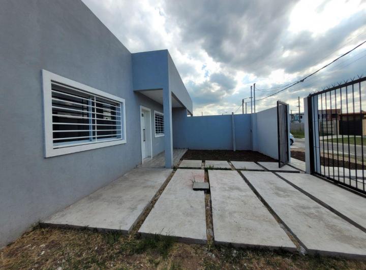 Casa · 70m² · 3 Ambientes · 1 Cochera