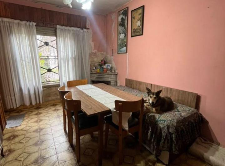 Casa · 102m² · 4 Ambientes · 1 Cochera