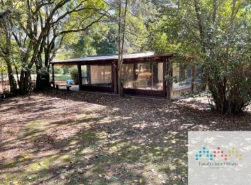 Quinta vacacional de 4 ambientes, San Vicente · Casa Quinta en Alquiler Temporario de 540 m² Ubicado en San Vicente