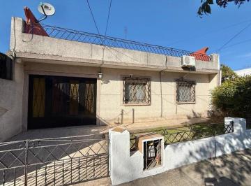 Casa · 80m² · 3 Ambientes · Casa 3 Ambientes en Ituzaingó Norte