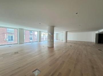 Oficina comercial · 261m² · 2 Cocheras · Oficina en Alquiler en Barrio Norte, Capital Federal, Buenos Aires