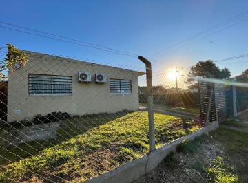 Casa · 137m² · 4 Ambientes · 2 Cocheras · Casa en Venta en Barrio San Jacinto