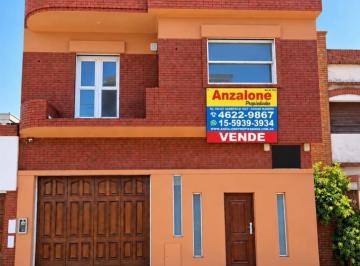 Casa · 1m² · 8 Ambientes · Excepcional Residencia de 8 Ambientes - Ramos Mejia